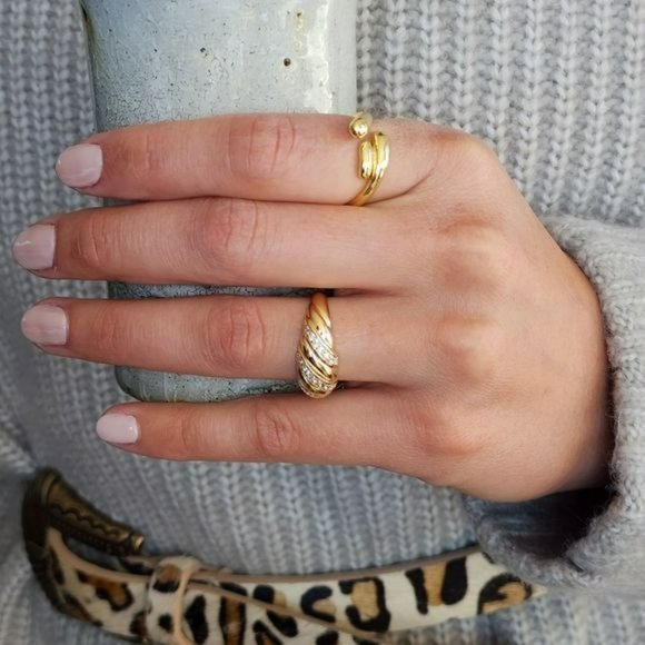 Size 8 Womens Gold Plated Zircon Dome  Twisted Ring‎ - Picture 2 of 15